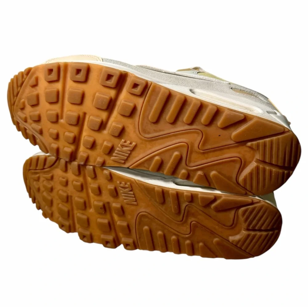 Nike Air Max 90 Futura Buff Gold‎ Summit White Shoes Womens Size 10 DV7190-700